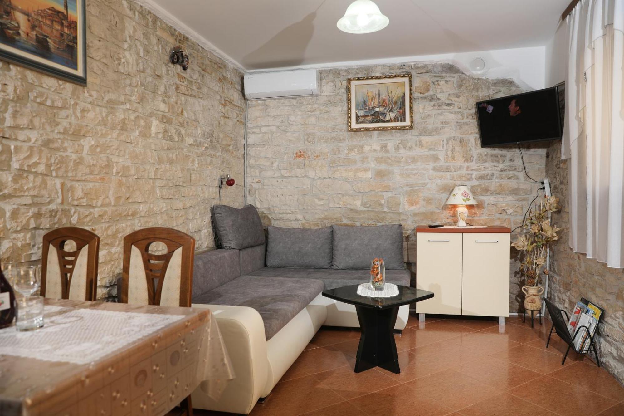Apartments Faris Kanfanar Extérieur photo